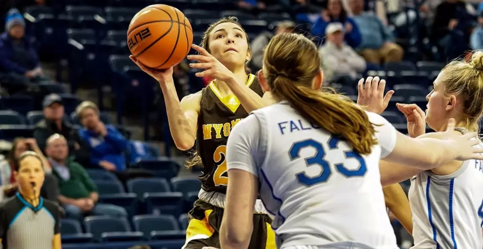 Olson Hits Game-Winner, UW Erases Late Deficit in Thriller